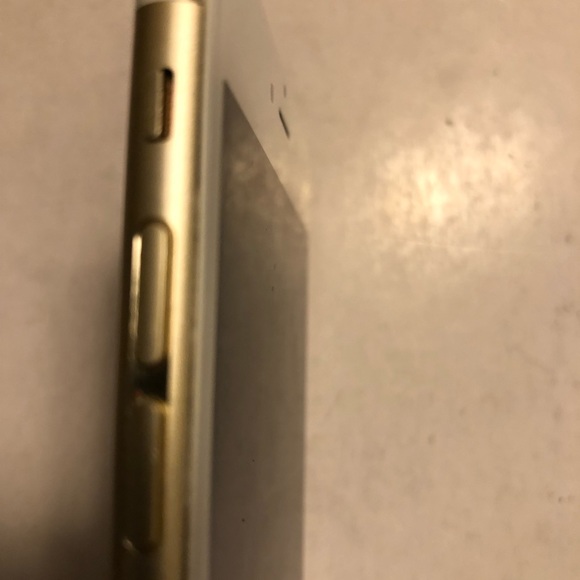 iPhone 6plus - Picture 3 of 4